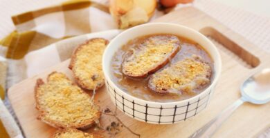 sopa-de-cebolla-vegana