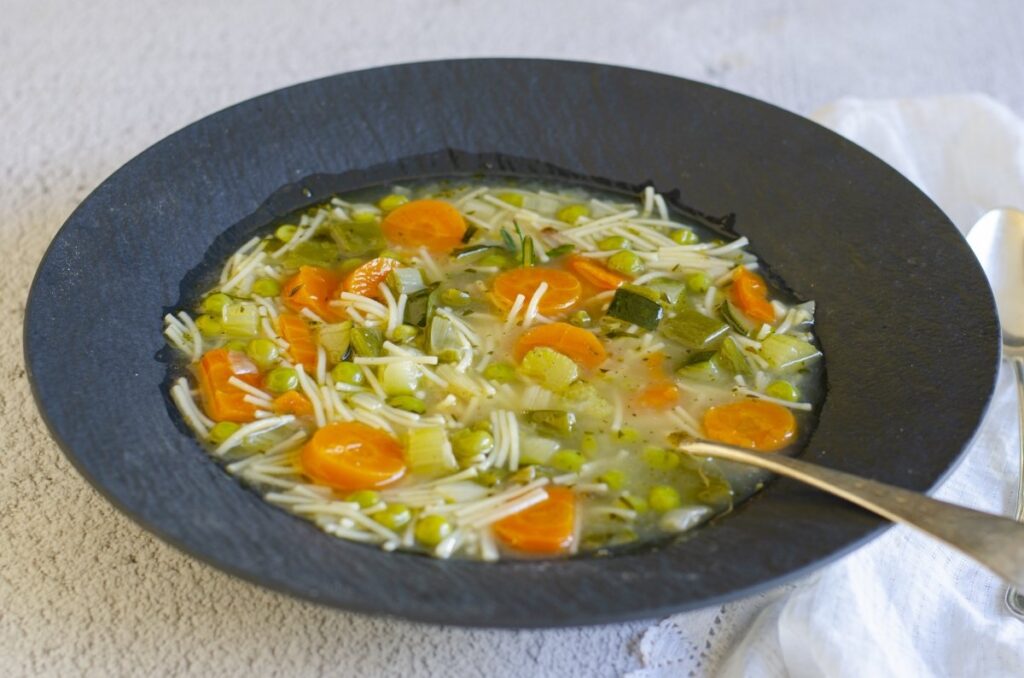sopa de verduras para adelgazar